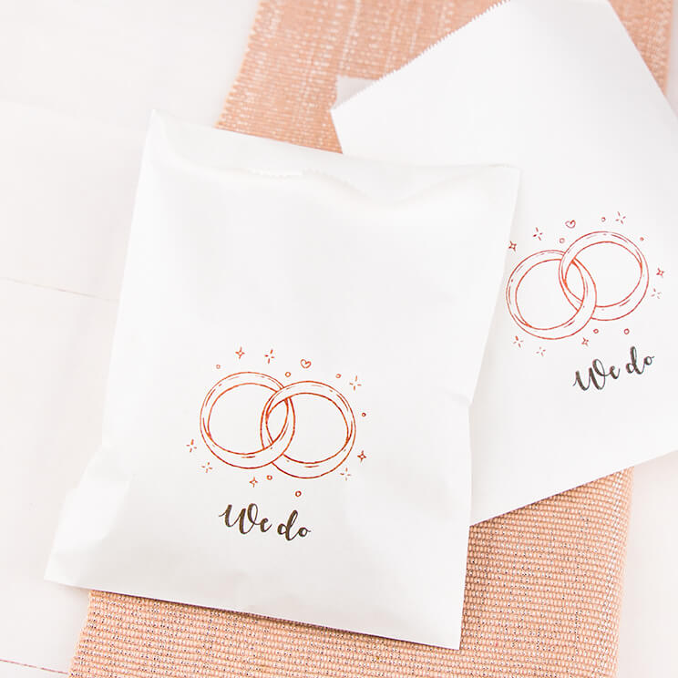 Wedding cake online pouches