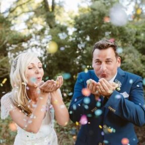 Wedding Confetti and Confetti Poppers
