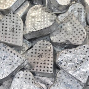 silver romeo embossed chocolate hearts